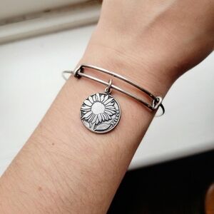 Alex & Ani 2013 Niece Floral Flower Bangle Bracelet